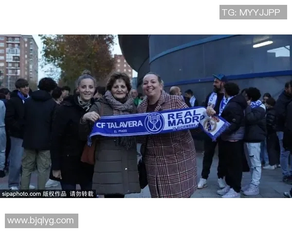 足球明星女友的外国名字揭秘她们背后的故事与魅力 足球明星女友的外国名字揭秘她们背后的故事与魅力